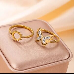 2 pieces 18k gold plated stainless steel rings size 8